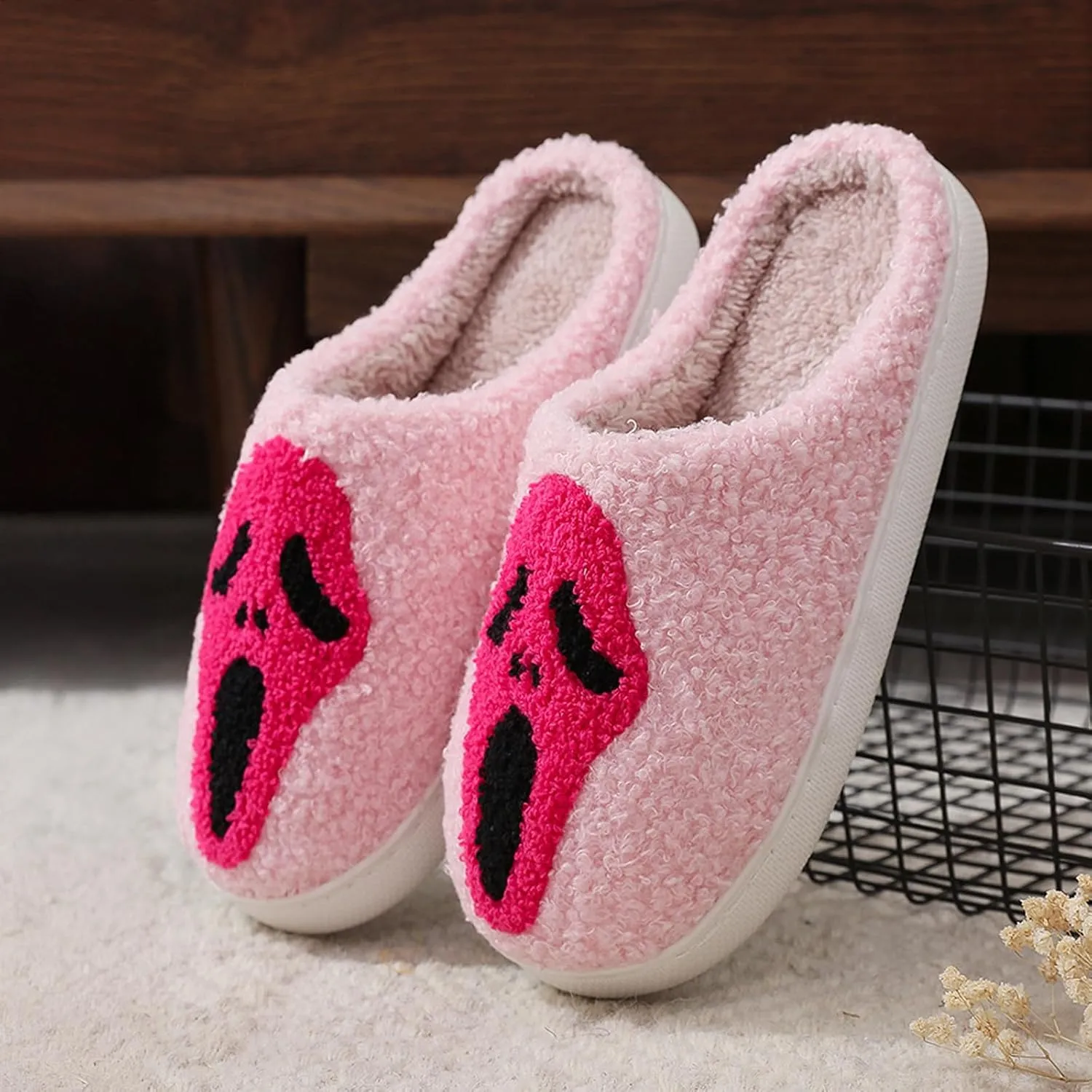Afellicy Halloween Christmas Slippers Checkered Scuff for Women and Men Holiday Indoor Bedroom Fluffy Warm Fleece Slippers Winter Soft Cozy Home Non-Slip Soft Plush Slip-on Wool Lined House Shoes