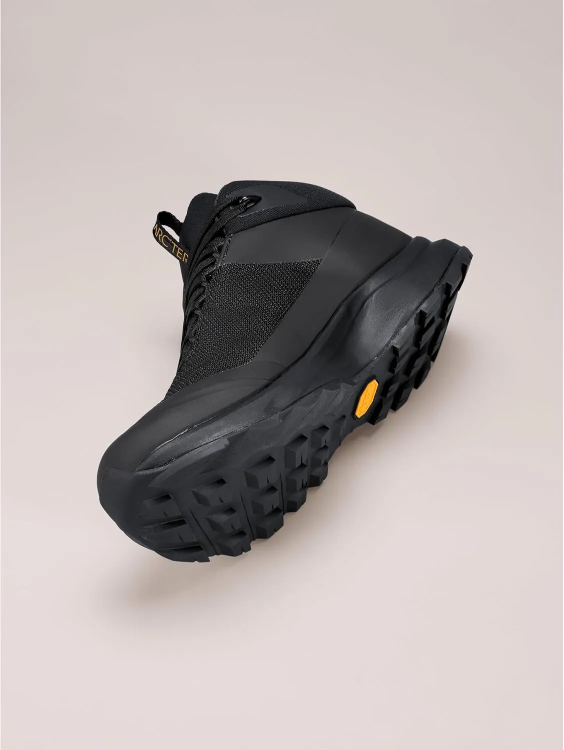 Arc'teryx Aerios FL 2 Mid GTX Shoe Women's | Fast and Light Gore-Tex Hiking Shoe