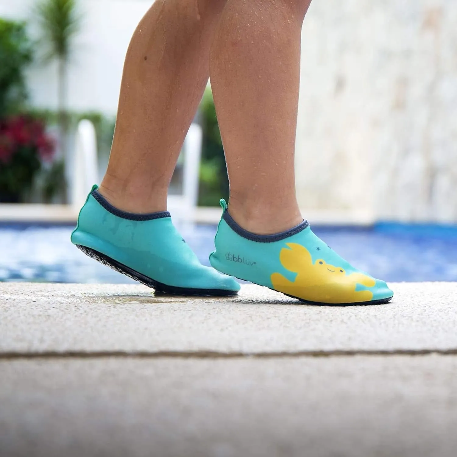 bblüv - Shoöz - Kids Unisex Protective Water Shoes for Beach or Pool