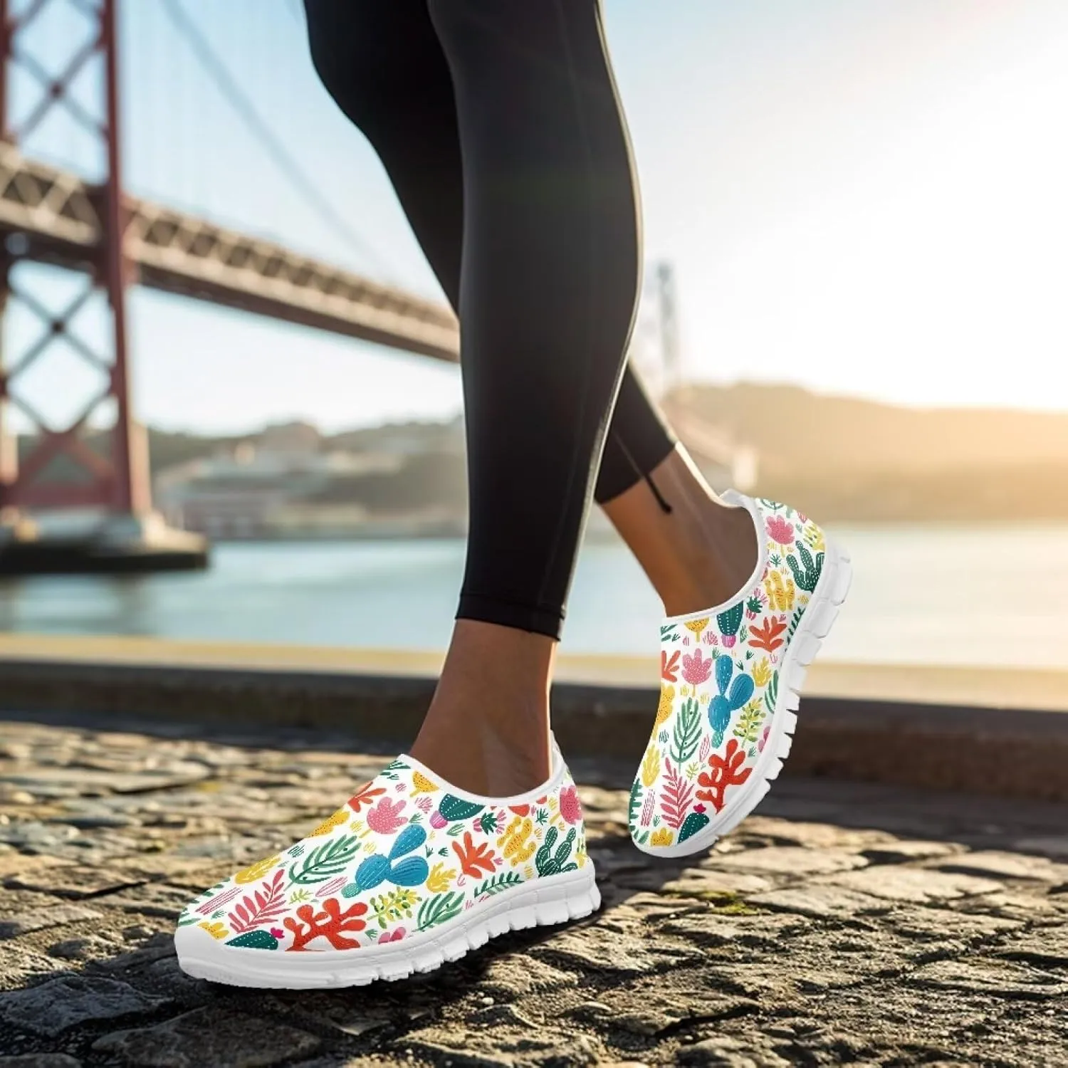 Breathable Casual Shoes for Women Slip On Comfortable Sneakers Soft Lightweight Running Shoes Non Slip Walking Shoes Running Sports Travel Loafers US 5.5-11.5