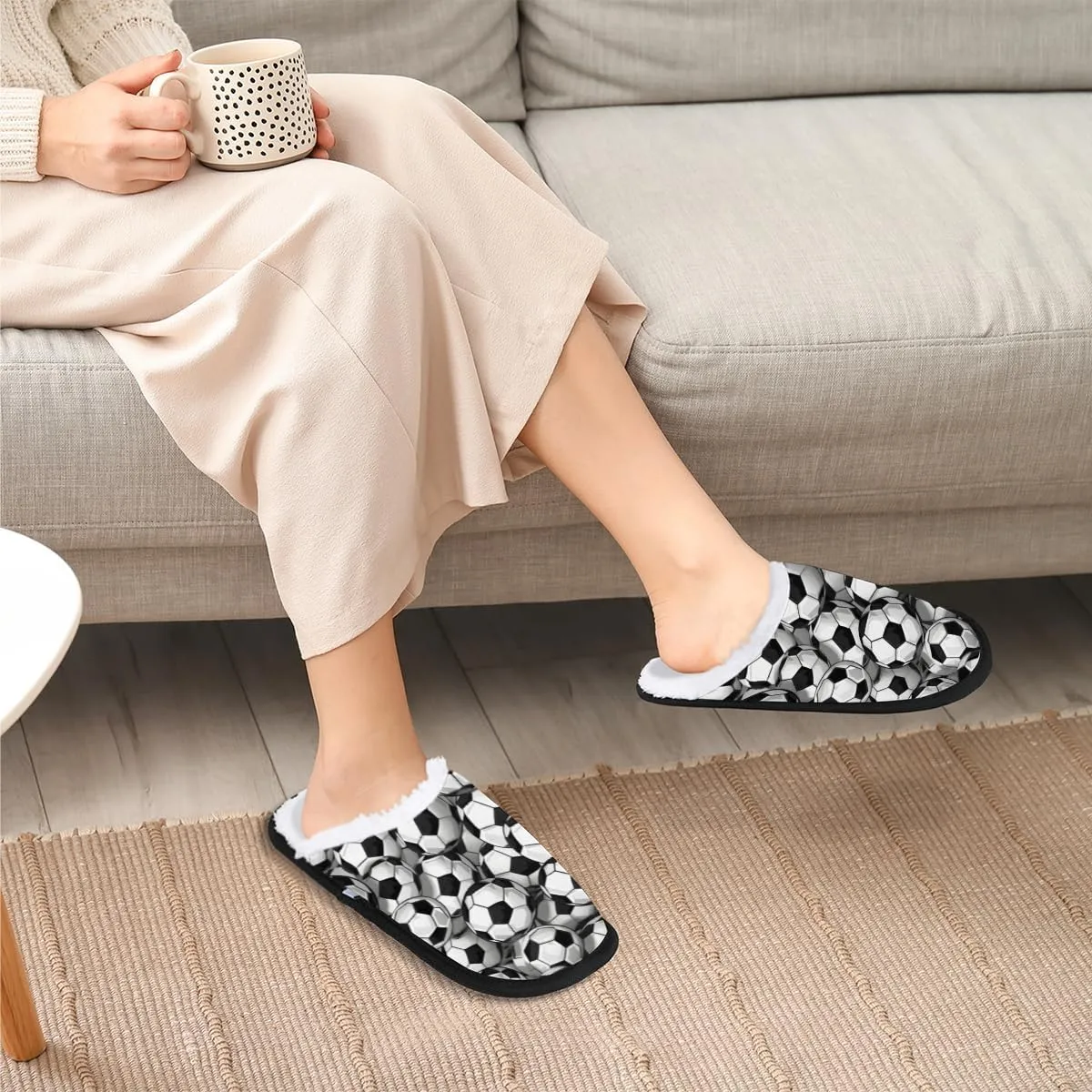 Cat Women's Indoor Bedroom Slippers Soft Fuzzy Slip On House Slippers for Winter Bedroom Outdoor
