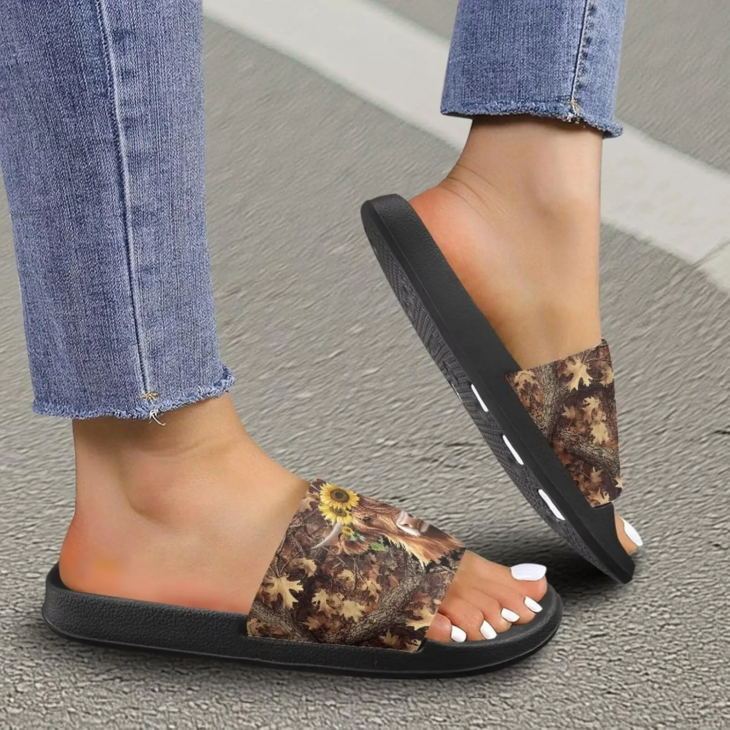 Cow Slippers Slip On Womens Flats Sandals Summer Beach Sandal for Lady Comfort Soft Footbed House Slipper