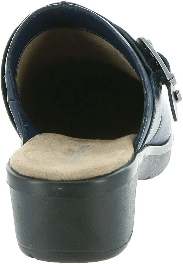 Easy Spirit Women's Pine Clog
