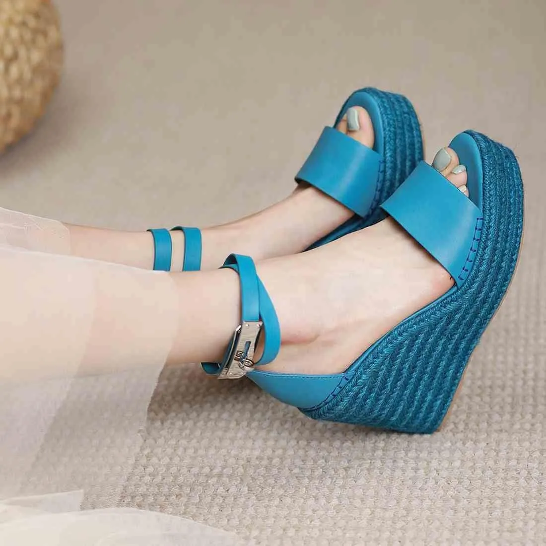 Espadrille Wedge Sandals for Women, Platform Ankle Strap with adjustable Buckle Round Open Toe Summer Shoes
