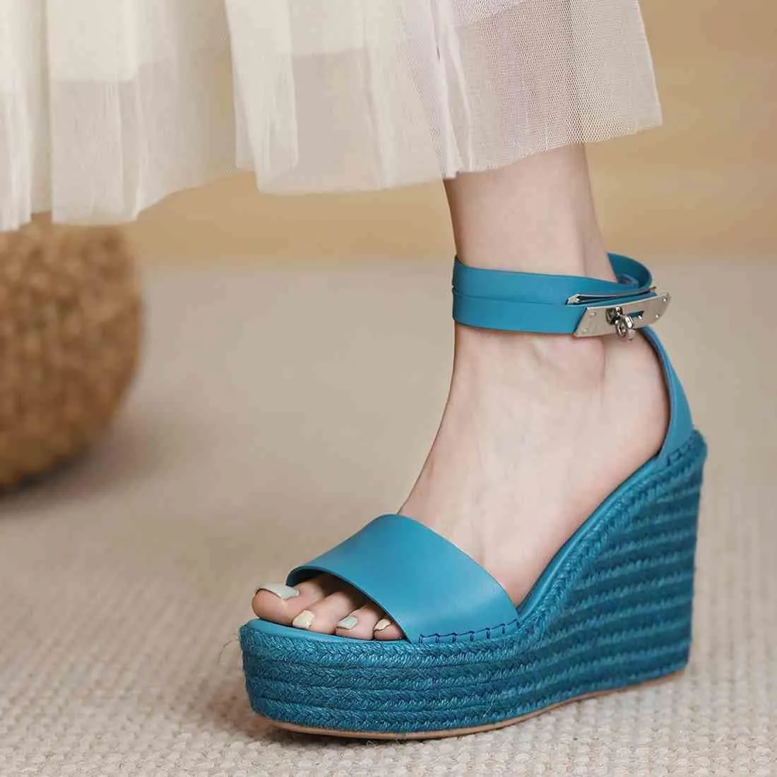 Espadrille Wedge Sandals for Women, Platform Ankle Strap with adjustable Buckle Round Open Toe Summer Shoes