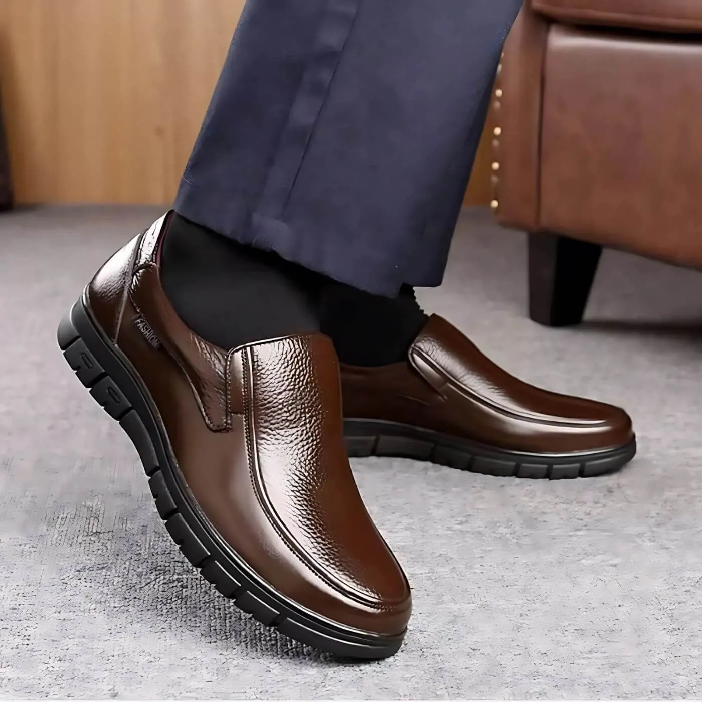 James | Smart Slip-On