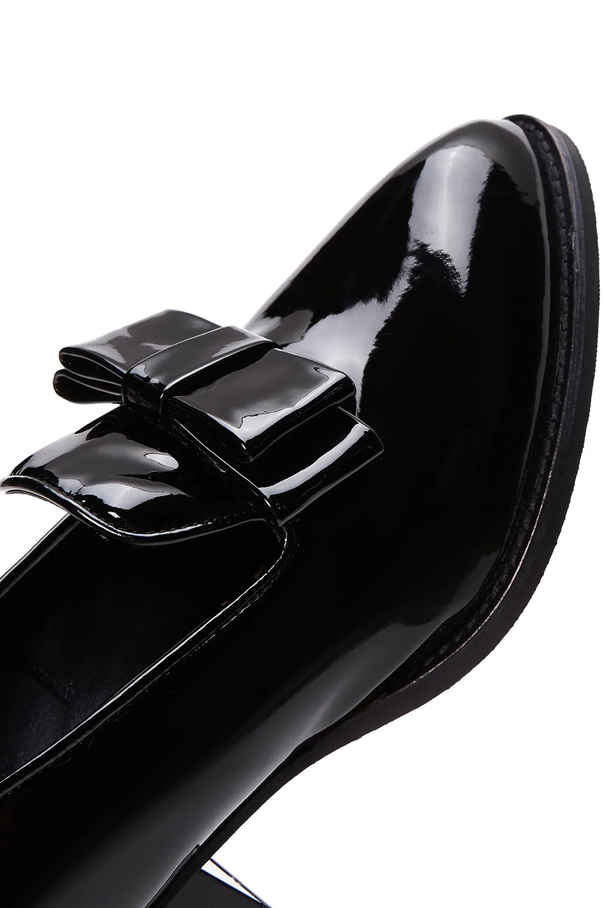 Kadın Siyah Rugan Topuklu Loafer