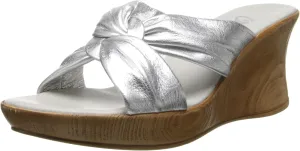 Onex Women's Puffy Wedge Sandal,Silver,8 M US