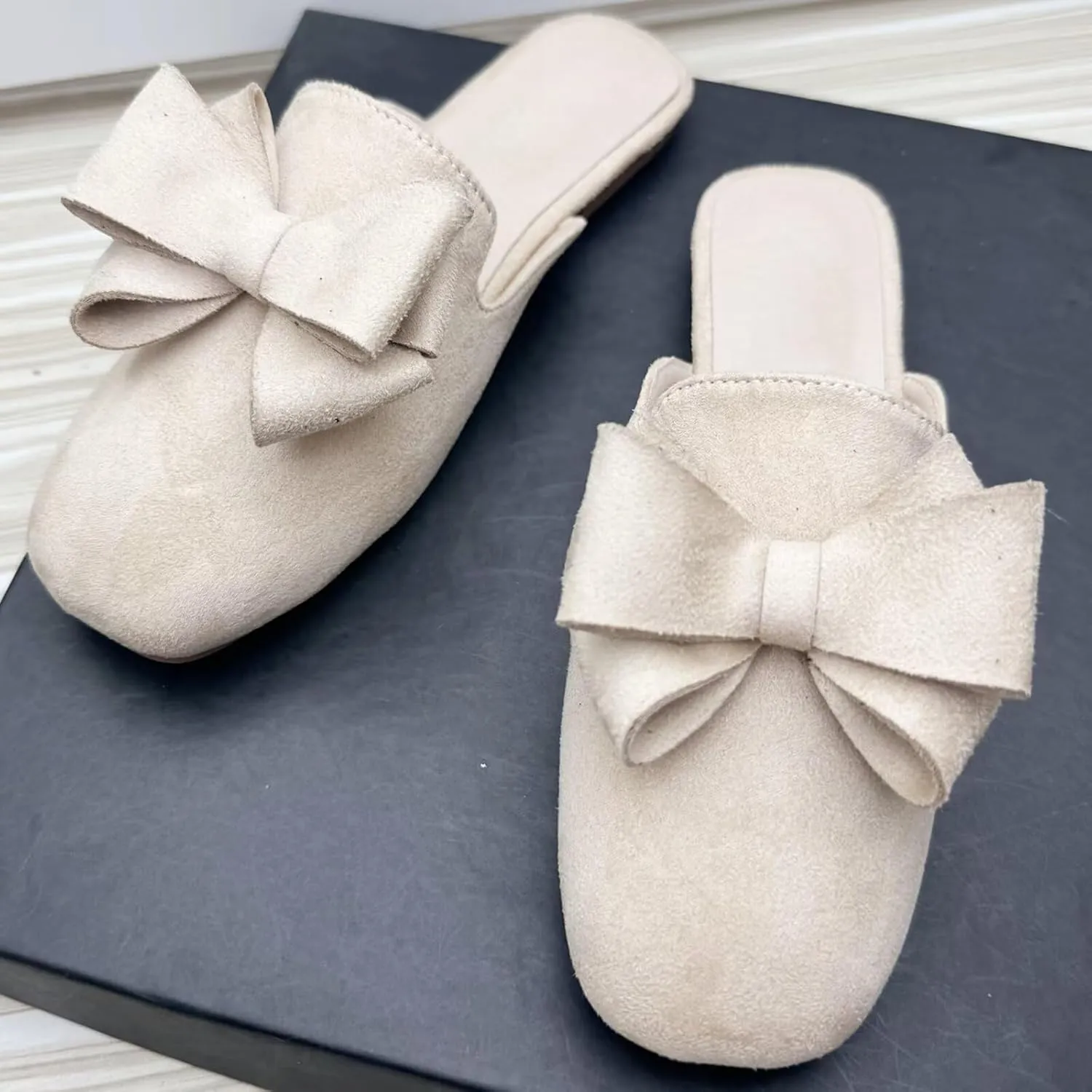 SAILING LU Women's Cute Bow Mules Square Toe Backless Loafers Easy Slip-on Flat Slides Comfortable Sandals Summer Shoes