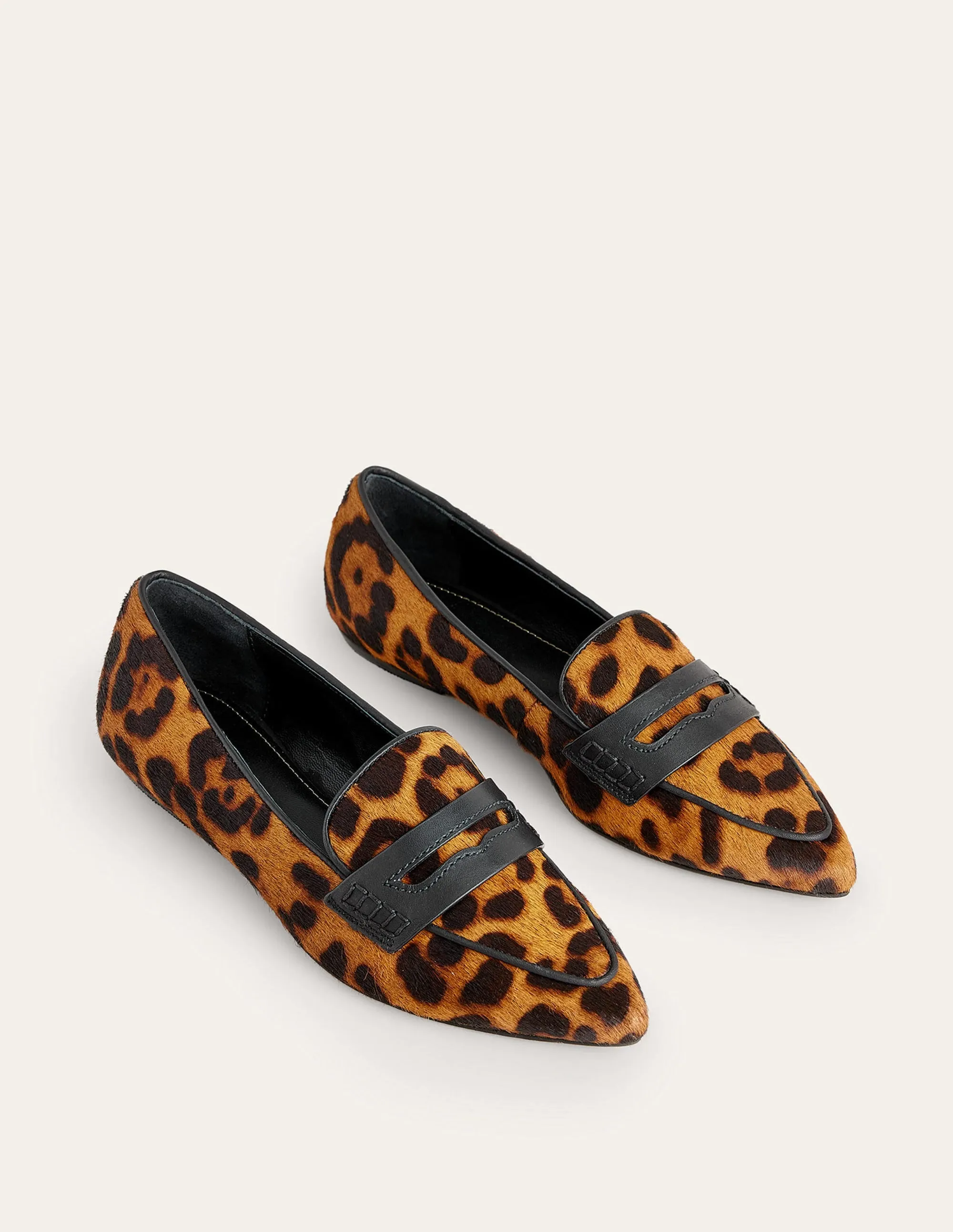Spitz zulaufende Loafer-Klassisches Leopardenmuster